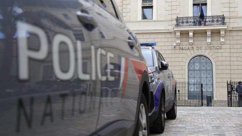 43256ce3-34ed-4ca8-83c5-46187008440d Une automobiliste mise en examen pour homicide routier à Cannes