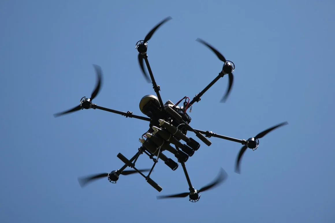 47593acb-f070-4f2c-a4e6-d190987e999b Vivre avec la menace des drones : impact psychologique à Kramatorsk
