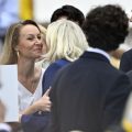 La messe papale à la Concorde rassemble personnalités politiques et foule massive