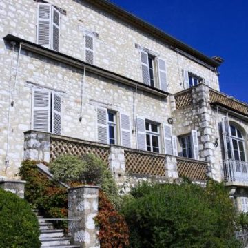Vol au musée Renoir : des œuvres d&rsquo;art dérobées