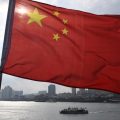 Incendie dramatique sur un cargo à Qingdao