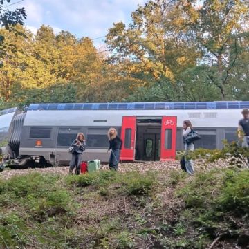 Déraillement d&rsquo;un train en Normandie : Enquête en cours