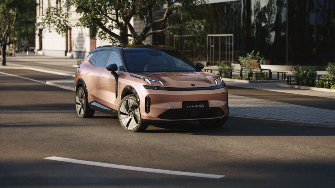 Essai du Lynk & Co 08 : Le SUV hybride rechargeable