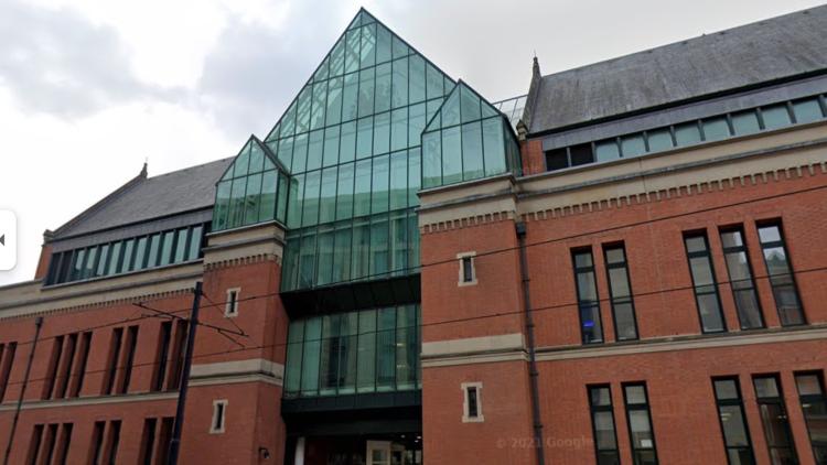 68a8fede-af7c-4646-a227-787d1a1635c0 Procès de plusieurs hommes accusés d’agressions sexuelles à Manchester