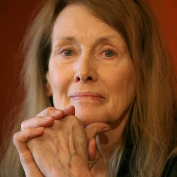 70b2f71f-33a2-4c8c-bfd7-7855214b965d Annie Ernaux et son regard sur son œuvre et l’évolution sociale