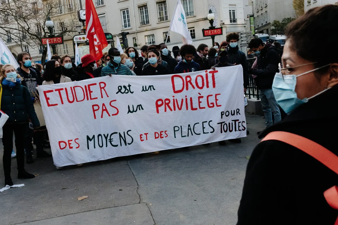 78a2b3de-a18d-4e10-b248-3aed43a45ff0 Vers une hausse des frais dans les écoles d’ingénieurs