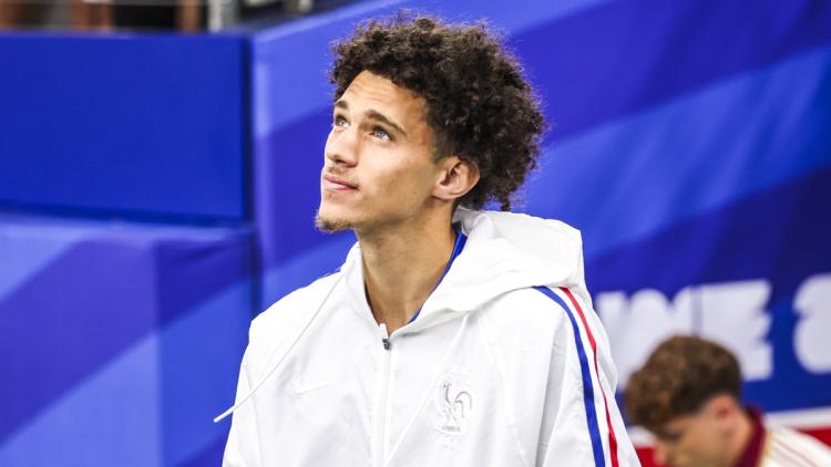 82de2504-159d-4bac-9030-7161d9e4558c Maghnes Akliouche rejoint l’équipe de France pour remplacer Warren Zaïre-Emery
