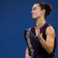Loïs Boisson éliminée en trois sets par Emma Navarro