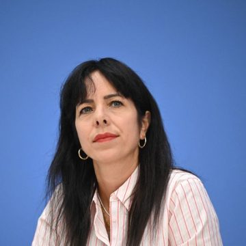 Elif Eralp, une Victoire Historique pour le Parti de Gauche Radical à Berlin
