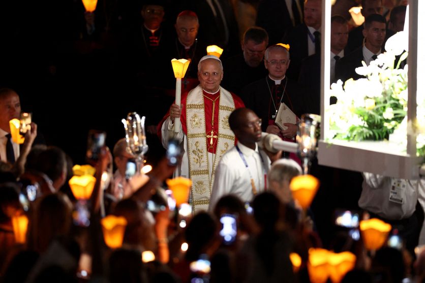 Pope Leo XIV Visits Lourdes During Official Trip To France Le pape Léon XIV à Lourdes pour une procession aux flambeaux