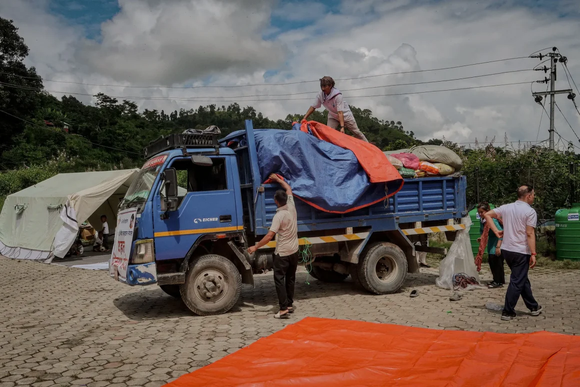 Un mois après la catastrophe au Népal : bilan et défis humanitaires