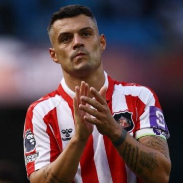 c83574f0-d3d4-4660-ae16-c3c84ad48a1f Granit Xhaka et l’affaire du faux certificat de vaccination