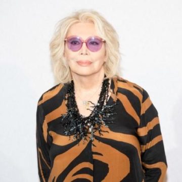 Accusation de plagiat par Amanda Lear contre Miley Cyrus