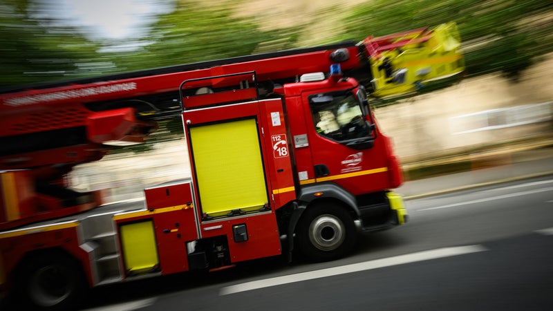 dae5ad81-abe0-47e2-9300-205ddae8e0d5 Incendie sur un terrain militaire à Opoul-Périllos