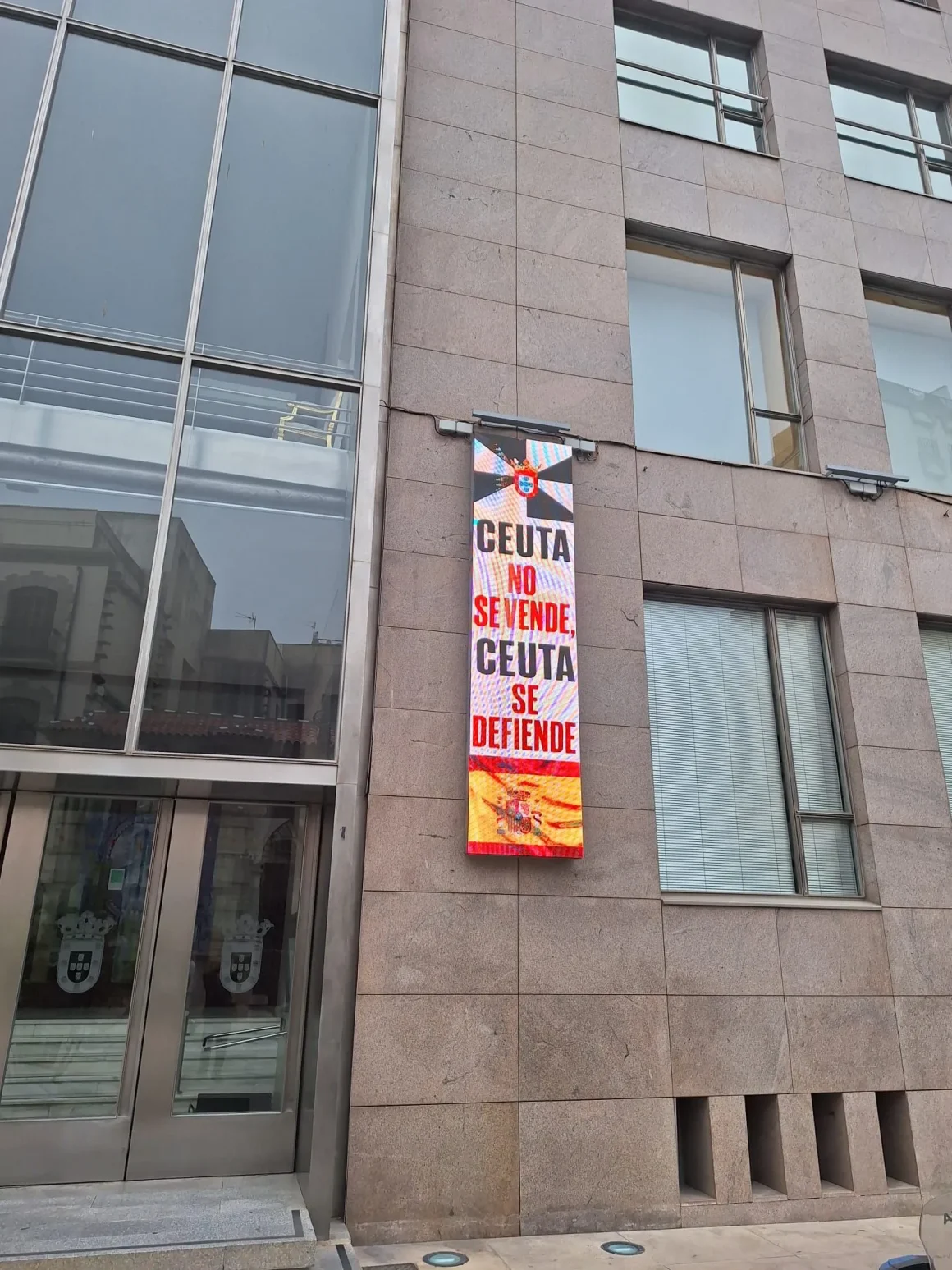 La crise migratoire à Ceuta : critiques envers Pedro Sanchez