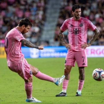 f28bc9f0-c872-4fb4-b701-599ce73387cd Lionel Messi et son 75e coup franc en carrière