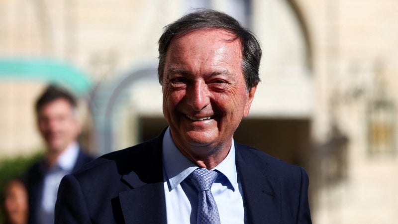 f3426bcb-7784-476f-abc8-41272996affa Michel-Édouard Leclerc renonce à la présidentielle mais reste engagé