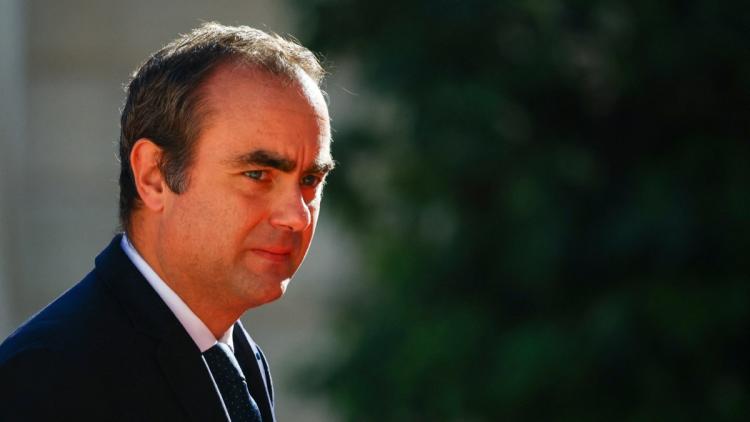 0262f79c-1367-4fc0-b927-c835676192cb Le Projet de Loi de Finances 2027 en France : Défis et Stratégies