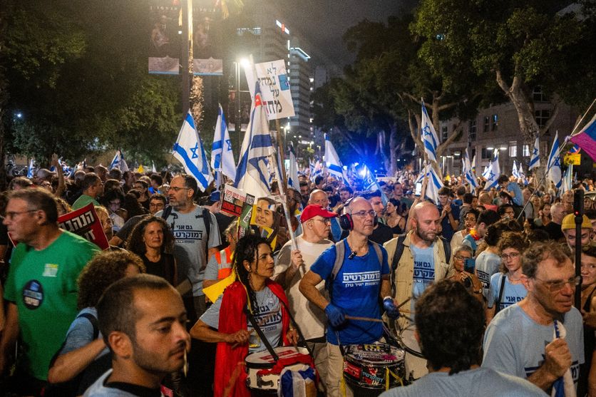 0bd46154-c458-4bac-9fcd-2fc1c2fed167 Manifestation à Tel-Aviv contre le gouvernement israélien avant les élections