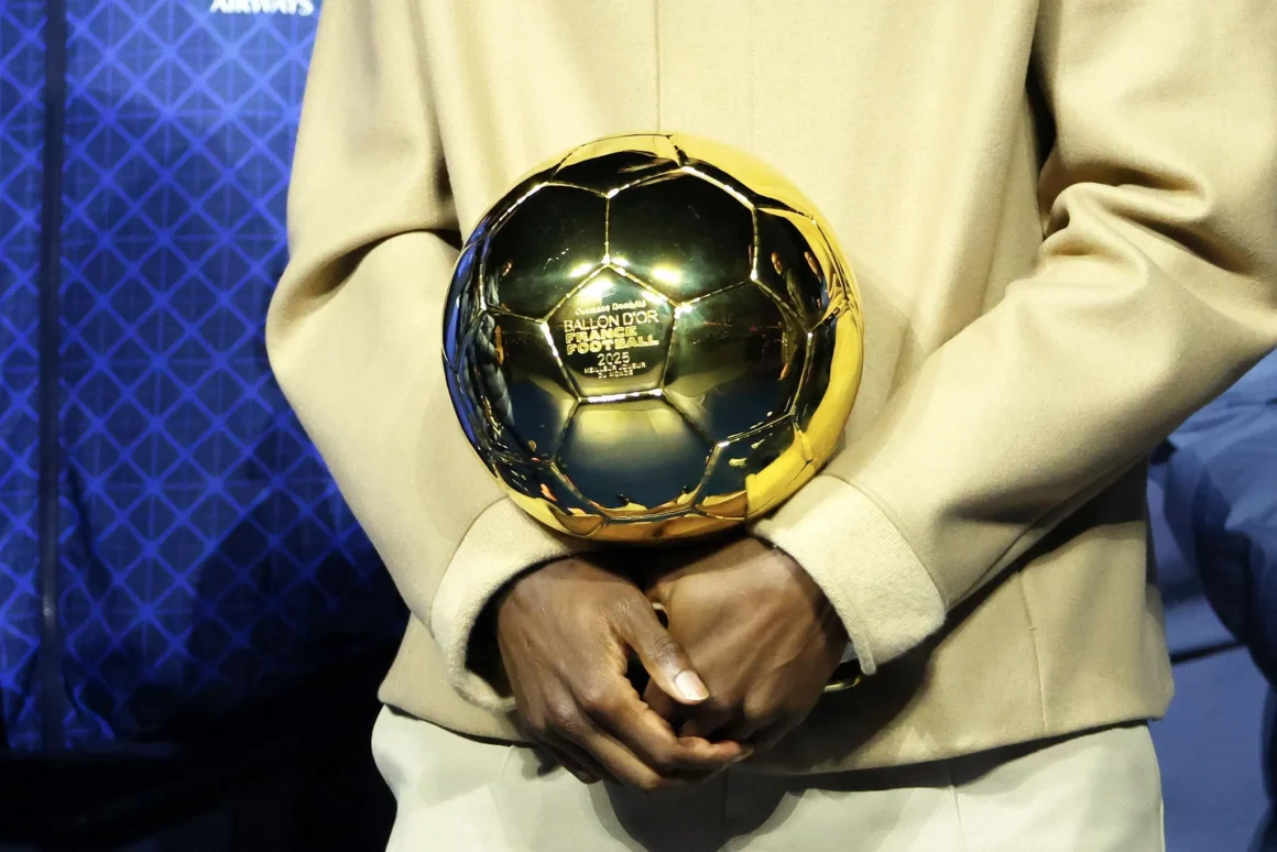 Réflexions sur les 70 ans du Ballon d&rsquo;Or : individu et collectif dans le football