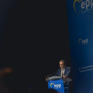 Débat autour des blocages lycéens et de la position de LFI