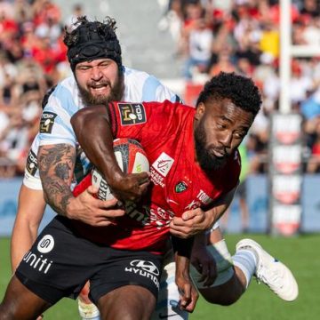 Toulon remporte la victoire contre le Racing 92 en pleine turbulence