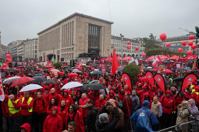 1fd0926a-f556-48bc-9ab0-e90066ee7279 Les manifestants belges protestent contre les mesures socio-économiques