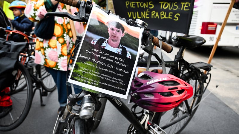 2724ad13-6fad-4167-8ed5-ebb014120f30 Remise en liberté sous bracelet électronique du conducteur impliqué dans la mort d’un cycliste à Paris