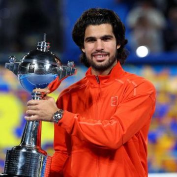 Carlos Alcaraz triomphe au tournoi de Tokyo