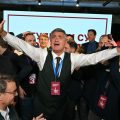 Victoire historique lors des législatives anticipées en Serbie