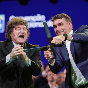 4cb31b3a-4984-4918-b912-cb884c51be37 Tensions autour de la fuite de Flavio Bolsonaro vers les États-Unis