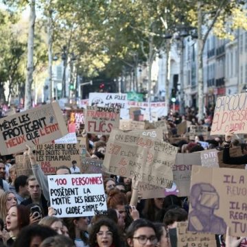 50d802a0-fbbb-439c-b1e5-664e1f423b90 Événement à Marseille : Un Policier Blessé lors d’une Manifestation Lycéenne