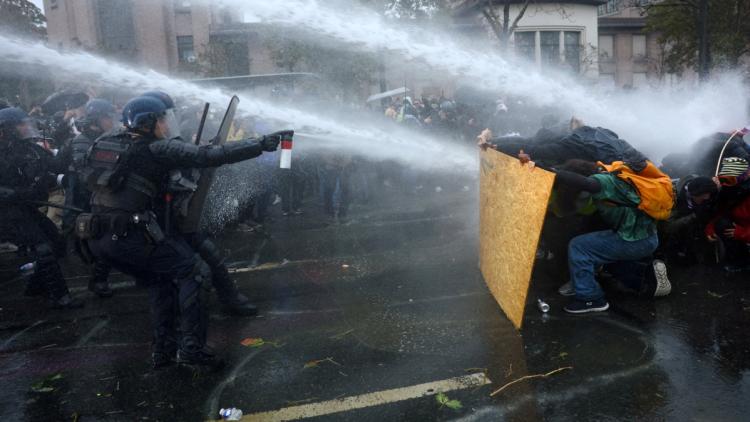 54b77b54-b230-4f3e-a5bc-b1e509856eb7 Mobilisation à travers la France : tensions à prévoir avec les manifestations du 31 octobre