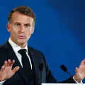 Emmanuel Macron réagit aux violences des manifestations