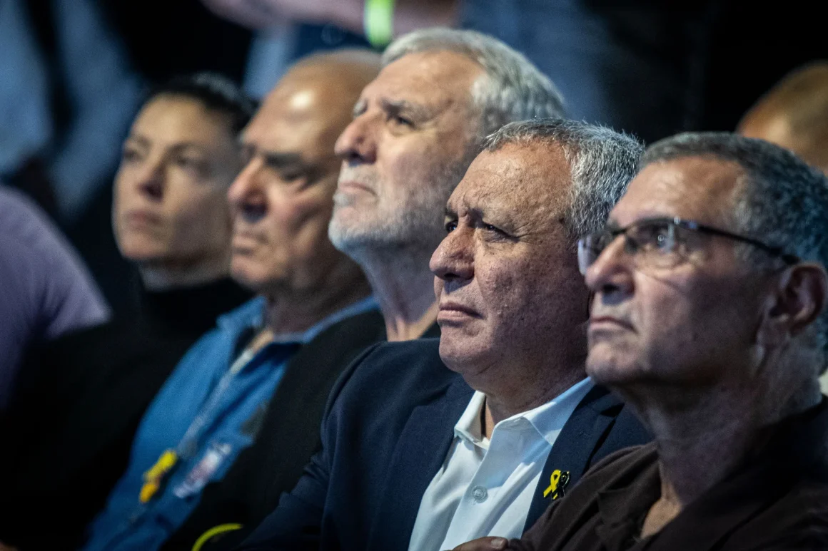 Quatre ans après l&rsquo;attaque du Hamas contre Israël : Peut-on croire à la solution à deux États ?