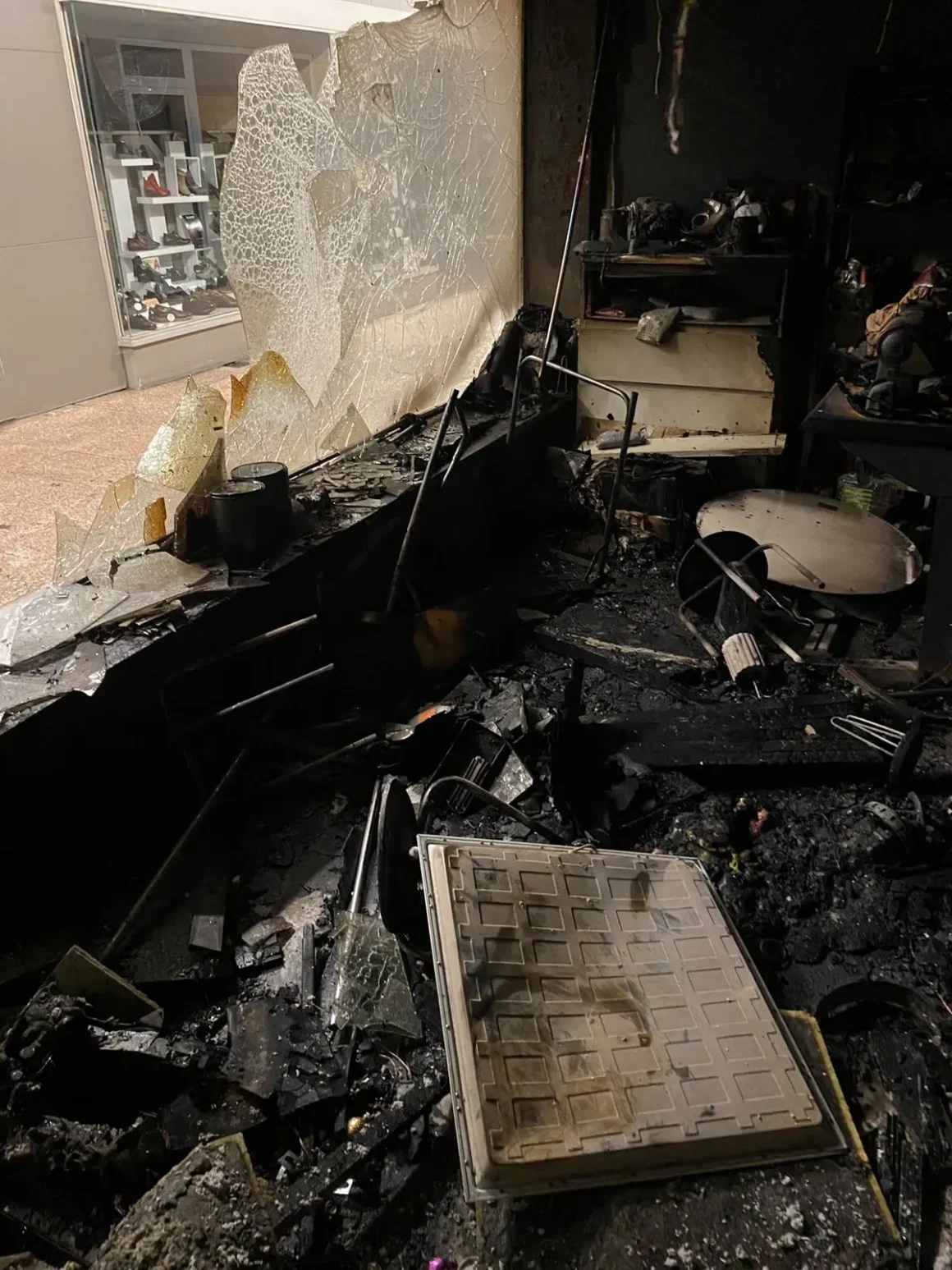 Une boutique de vêtements détruite lors d&rsquo;une manifestation à Saint-Étienne