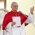 Un maillot de foot collector à l&rsquo;effigie du pape en France