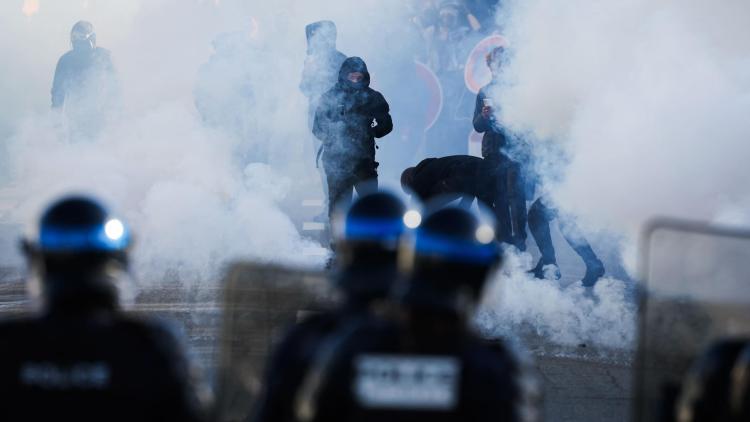 67672e6f-e70f-4cce-aba0-6f3438a09bc2 Enquête ouverte pour tentative de meurtre après agression d’un policier à Belfort