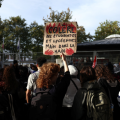 Mobilisation dans les lycées français : les blocus s&rsquo;intensifient