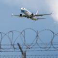 Le premier vol charter de retour en France