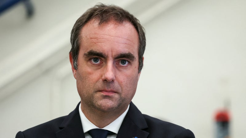 78a64ce2-1f5d-4f40-93cc-85274c6adeac Réunion à Matignon sur le budget des départements