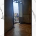 Problèmes de Sécurité au Musée du Louvre : Une Fenêtre Négligée Révèle des Failles