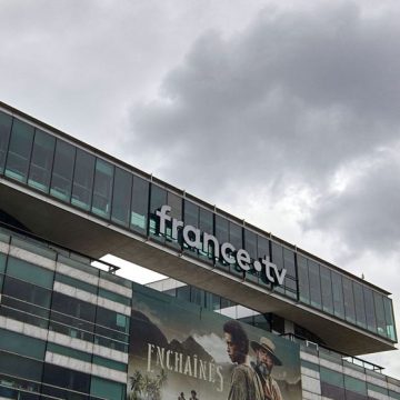Réduction des Investissements de France Télévisions: Conséquences et Réactions