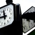 Changement d&rsquo;heure : les dates et l&rsquo;histoire derrière cette pratique