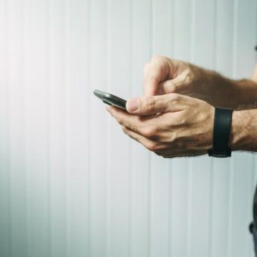 90d6e92e-f38d-4935-8f77-1dae0773a408 Comment protéger vos données lors de conversations avec l’IA