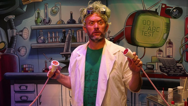 916be32a-a5f7-4d4e-bdbd-82ea35fcc014 L’Alchimie du bonheur : Un Spectacle Interactif par Sébastien Delsaut