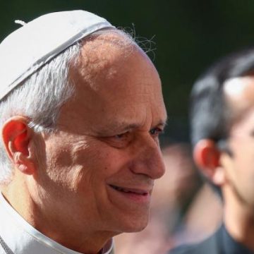 Opération réussie pour le cancer du poumon du pape Léon XIV