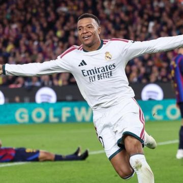 Mbappé Brille au Camp Nou et Revigore le Real Madrid