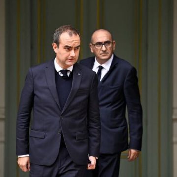 Le gouvernement impose des mesures face aux violences urbaines