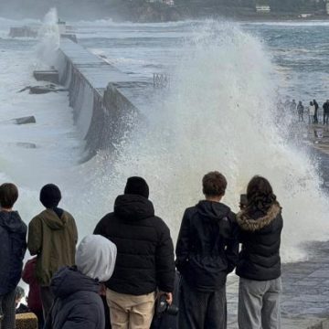 a4e4005f-d7b0-4b8c-a9da-620d481f0a44 Enedis: Intervention prioritaire sur le réseau suite aux tempêtes en Bretagne et Normandie